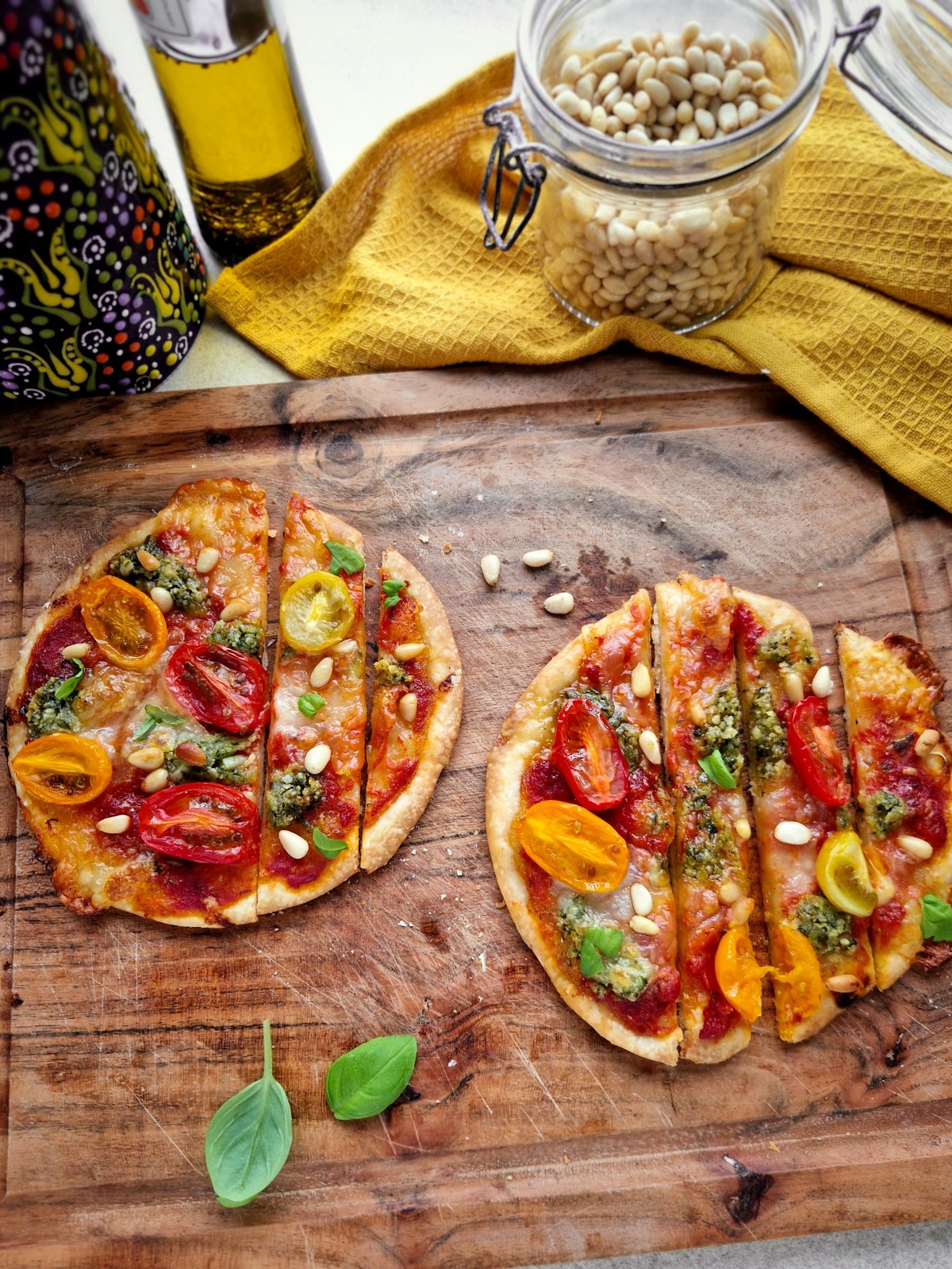Mini pizza pesto