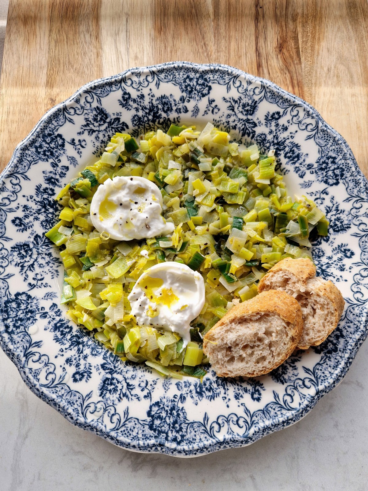 Boterige prei met&nbsp;burrata